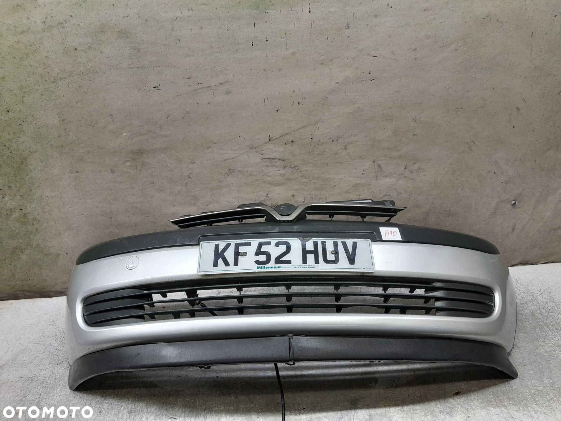 @ ZDERZAK PRZÓD PRZEDNI DO OPEL CORSA C Z157 SREBRNY PRZED LIFT - 1
