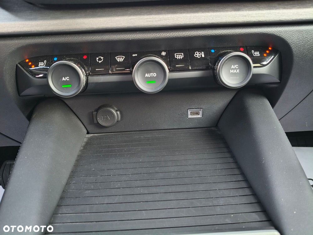 Citroën C5X 1.2 PureTech Shine EAT8 - 25