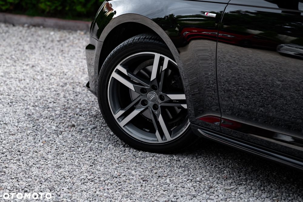 Audi A4 Limousine 35 TFSI S tronic S line - 11