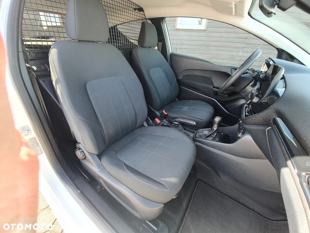 Ford Fiesta - 17