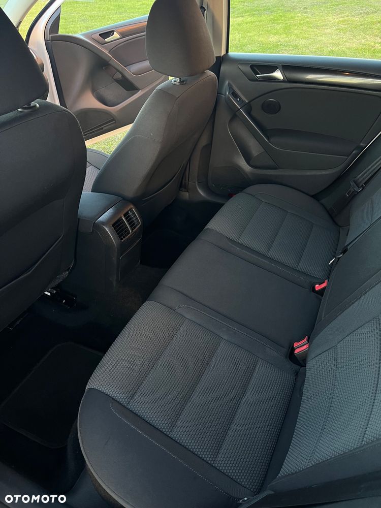 Volkswagen Golf 1.6 TDI BlueMot Comfortline - 20