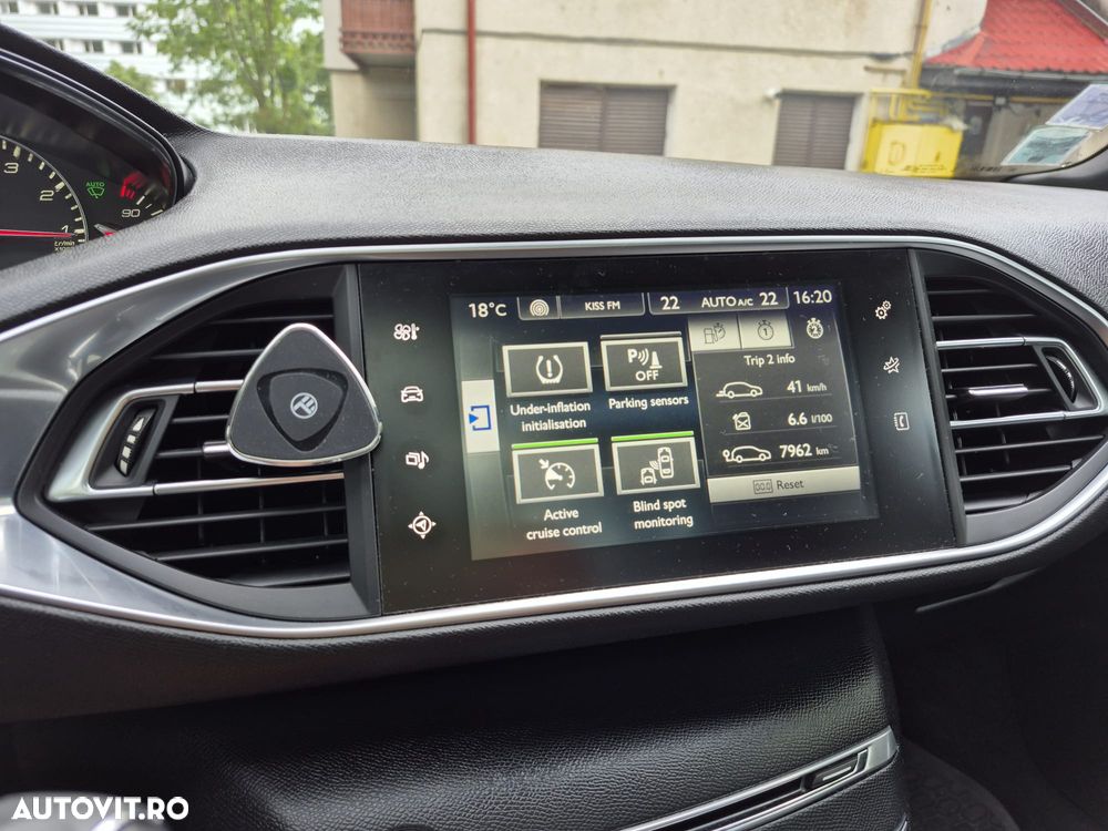 Peugeot 308 PureTech 130 EAT6 Stop & Start GT-Line Edition - 11