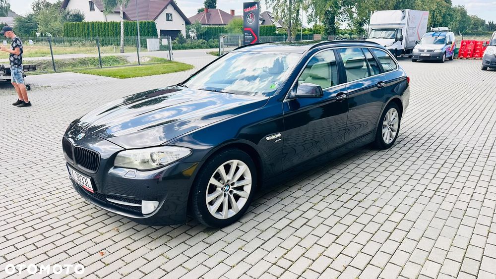 BMW Seria 5 530d xDrive - 2