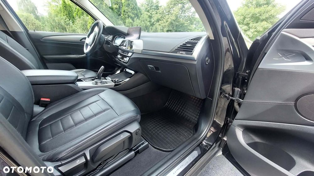 BMW X3 xDrive30d Luxury Line - 12