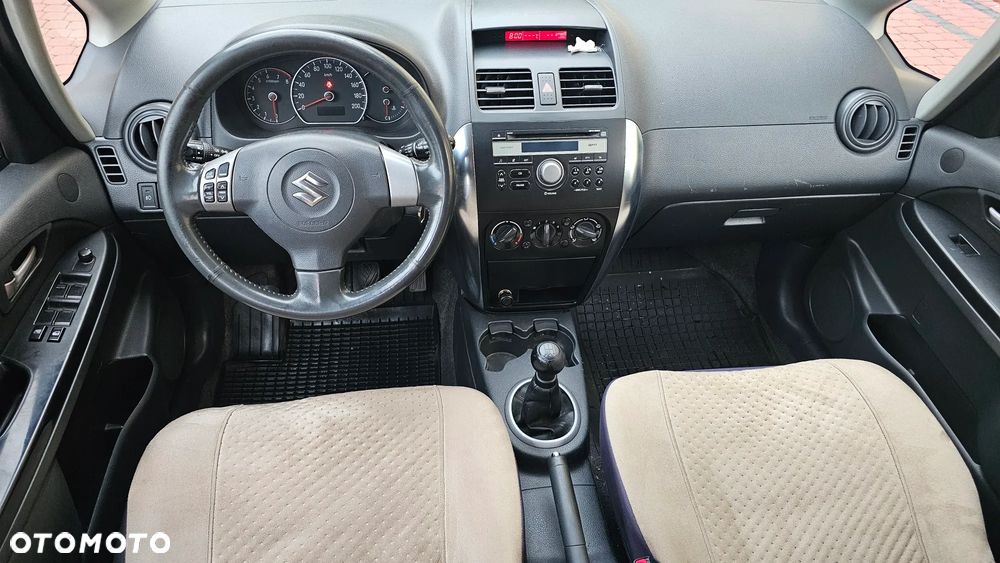 Suzuki SX4 1.6 VVT 4x2 Comfort - 8