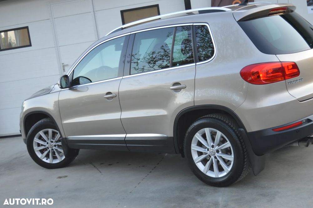 Volkswagen Tiguan 2.0 TDI DPF 4Motion BlueMotion Technology Sport & Style - 17