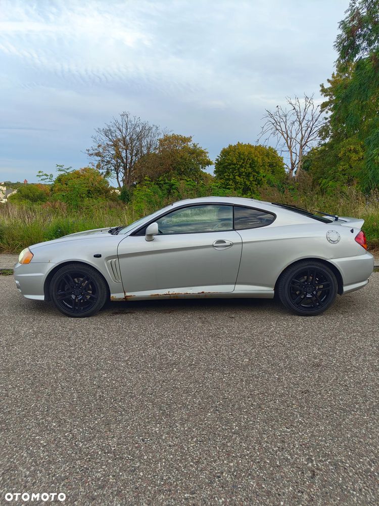 Hyundai Coupe - 17