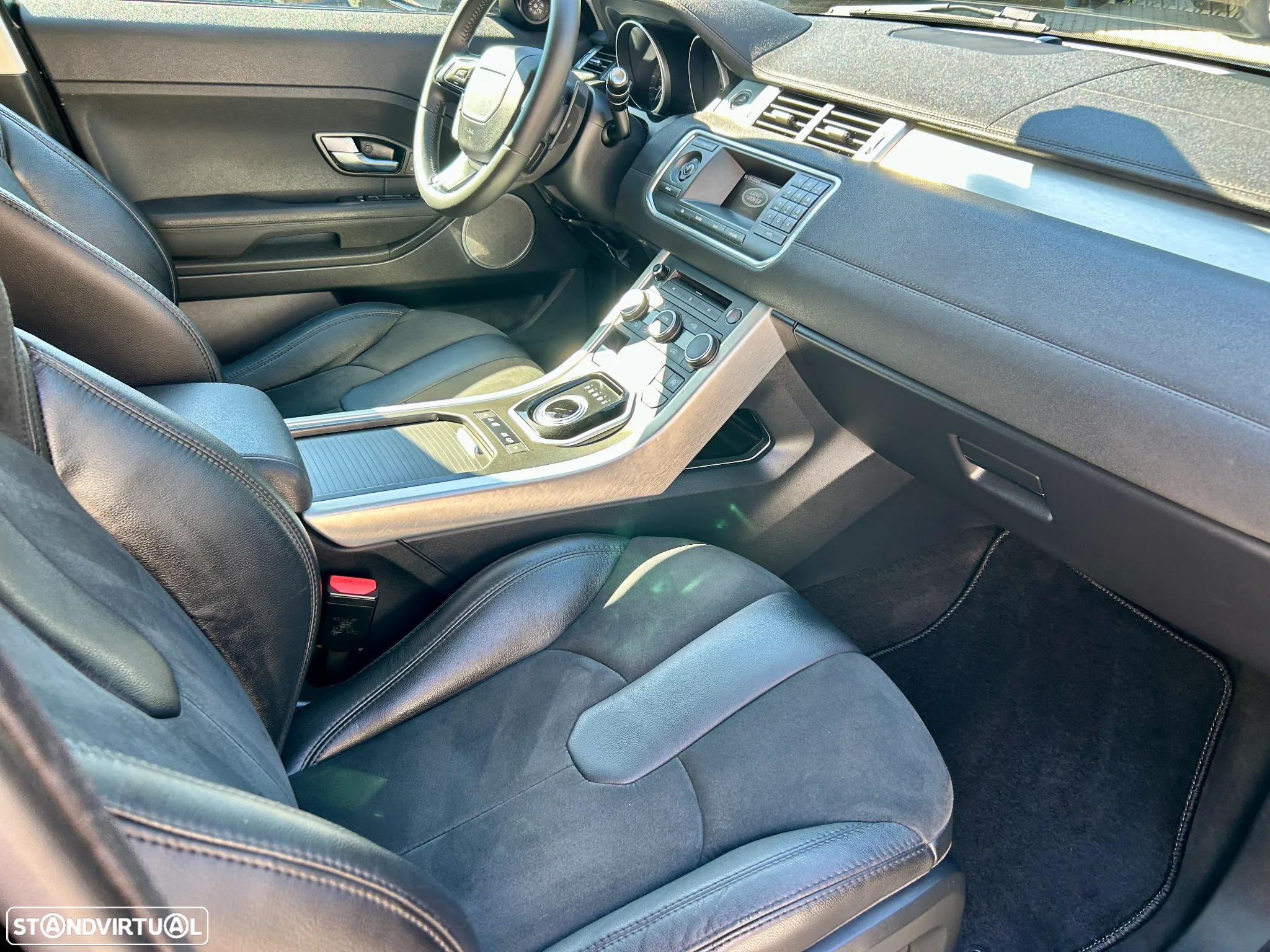 Land Rover Range Rover Evoque 2.2 TD4 Prestige Auto - 21