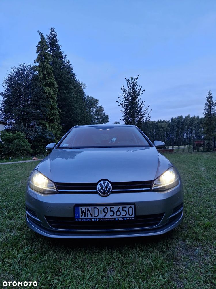 Volkswagen Golf 1.4 TSI BMT Comfortline - 26