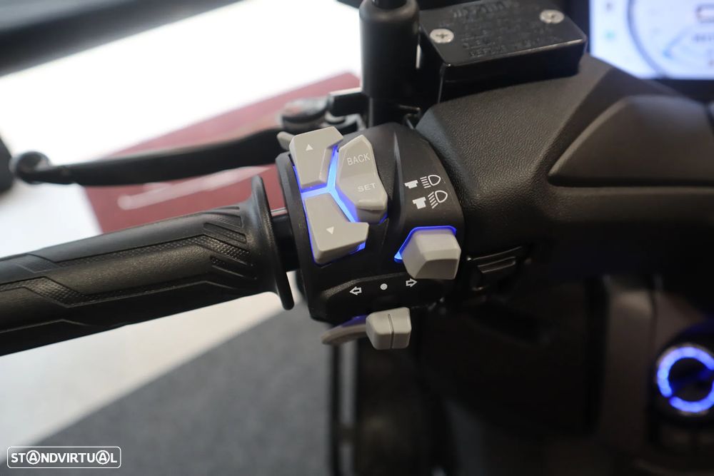 Mitt 125 GT-Max T-ROX 125 - 9