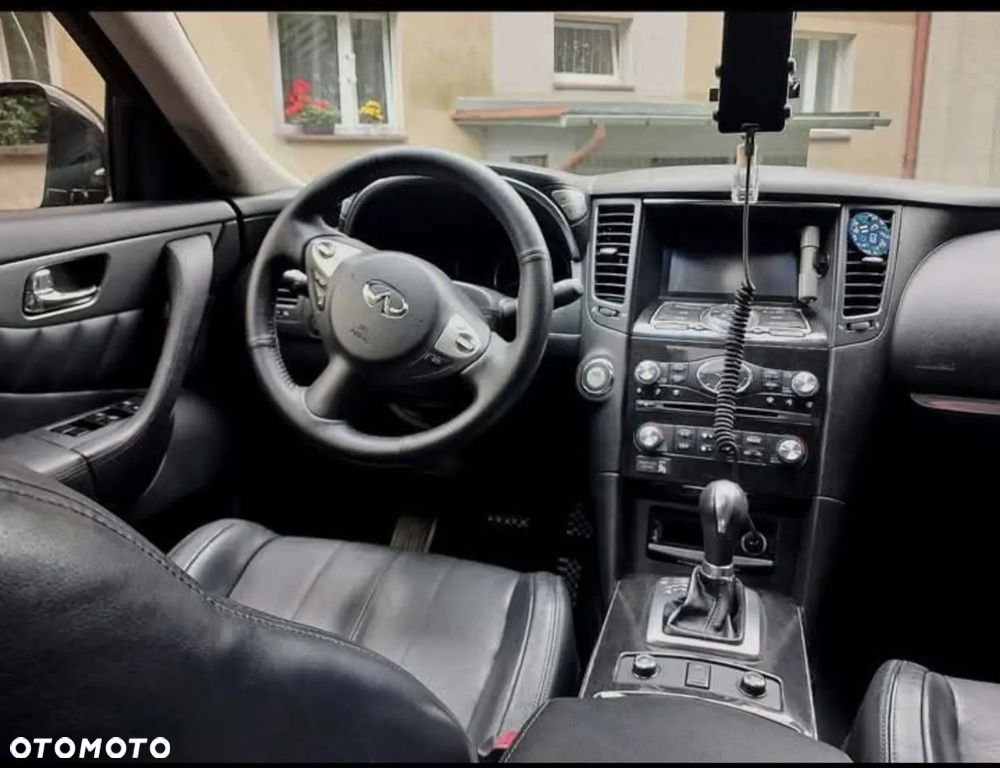 Infiniti QX70 3.7 GT Premium - 4