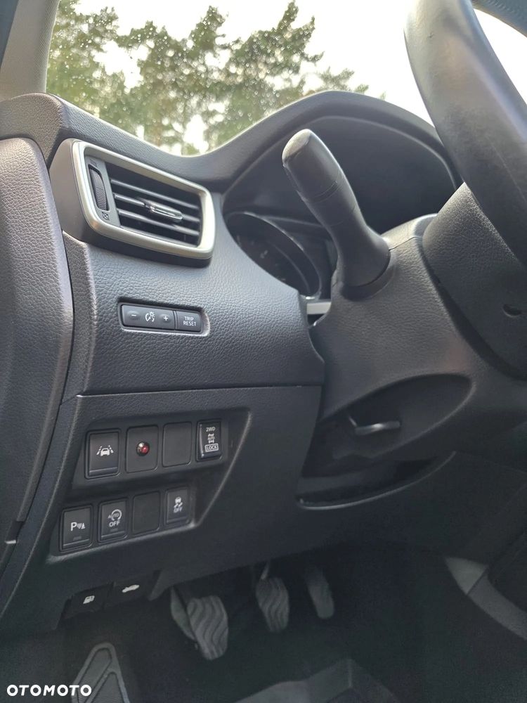 Nissan Qashqai - 23