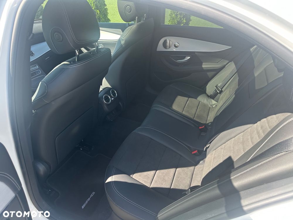 Mercedes-Benz Klasa E 220 d 4-Matic AMG - 13