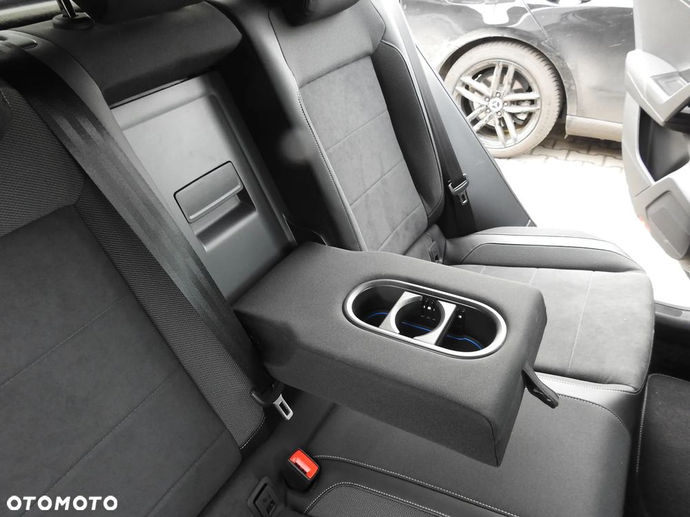 Volkswagen T-Roc 1.5 TSI OPF DSG R-Line - 23