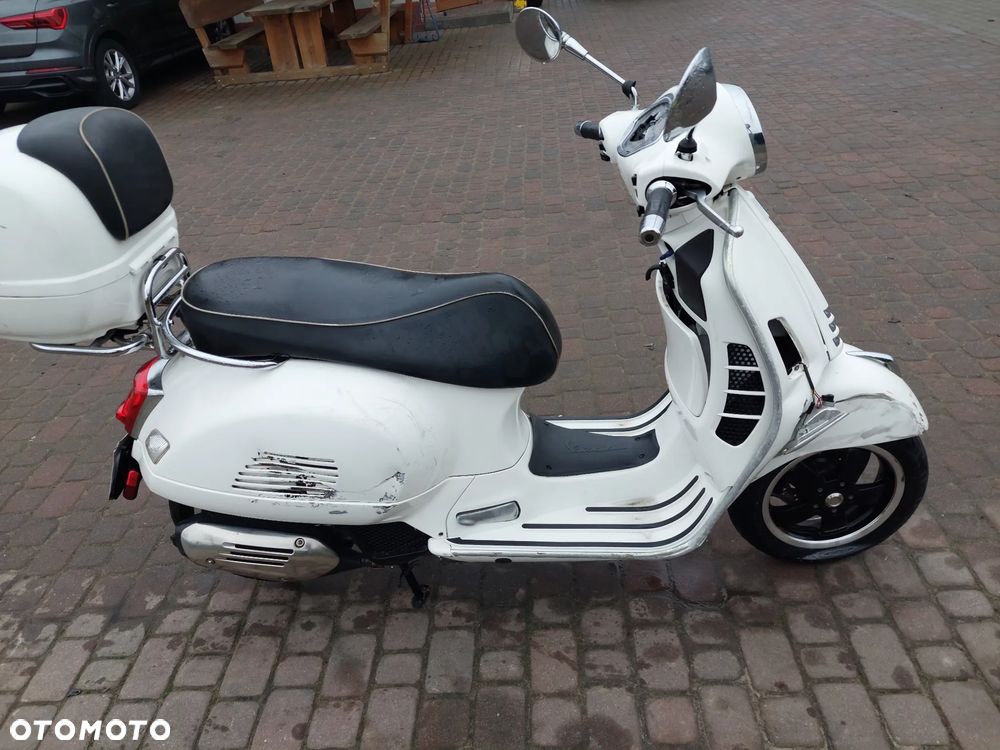 Piaggio Vespa - 7