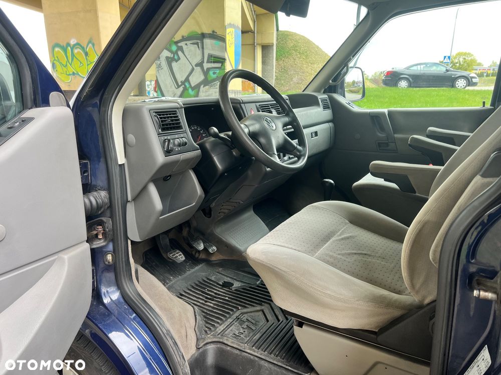 Volkswagen Transporter - 17