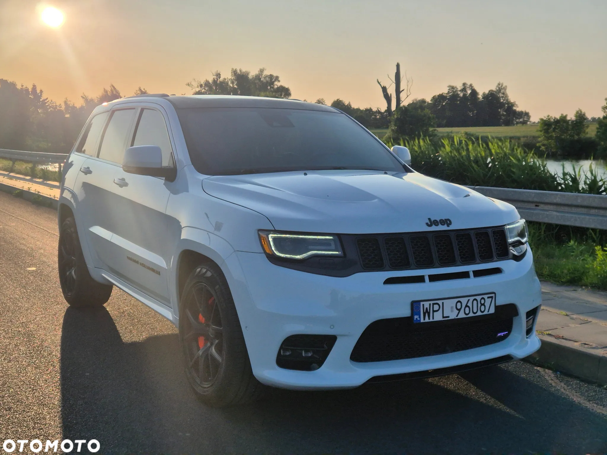Jeep Grand Cherokee 6.4 V8 SRT8 - 10