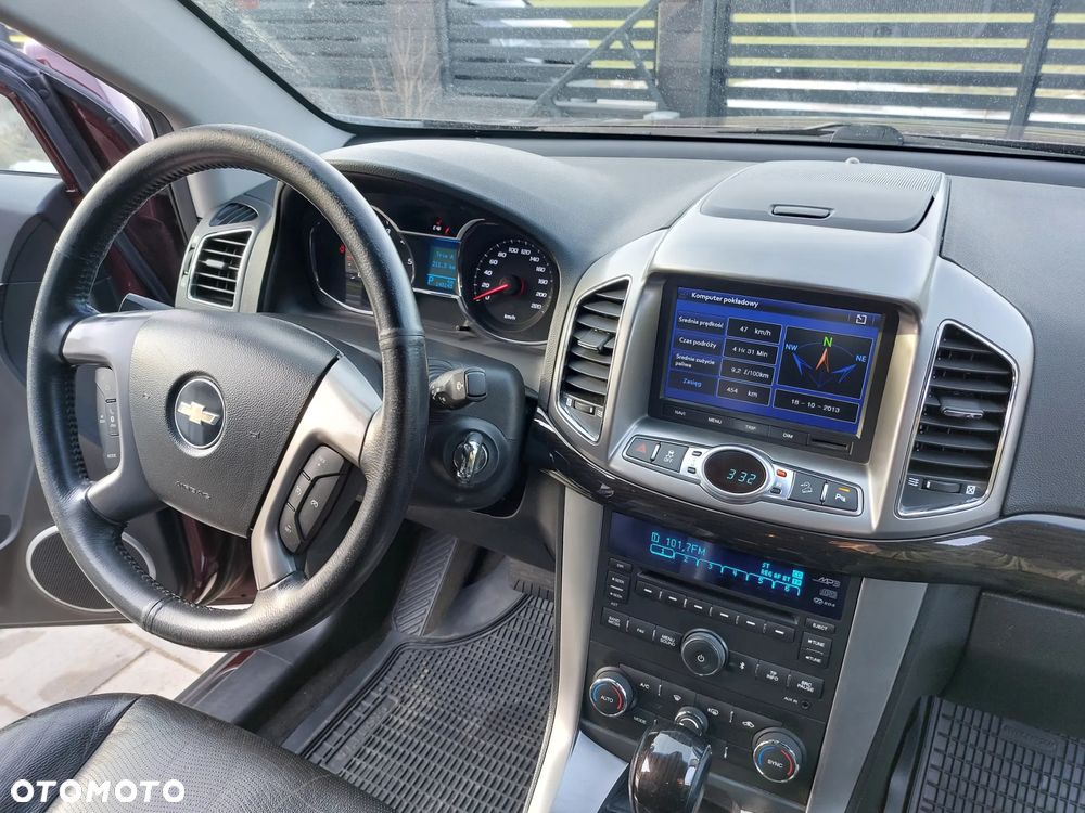 Chevrolet Captiva 2.2 D LTZ - 33
