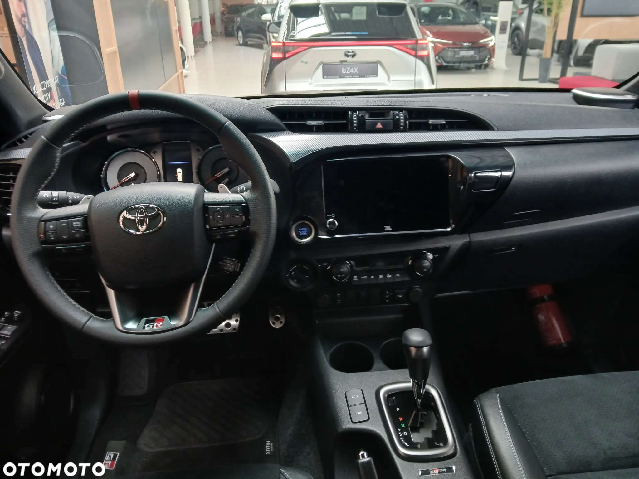 Toyota HILUX - 10