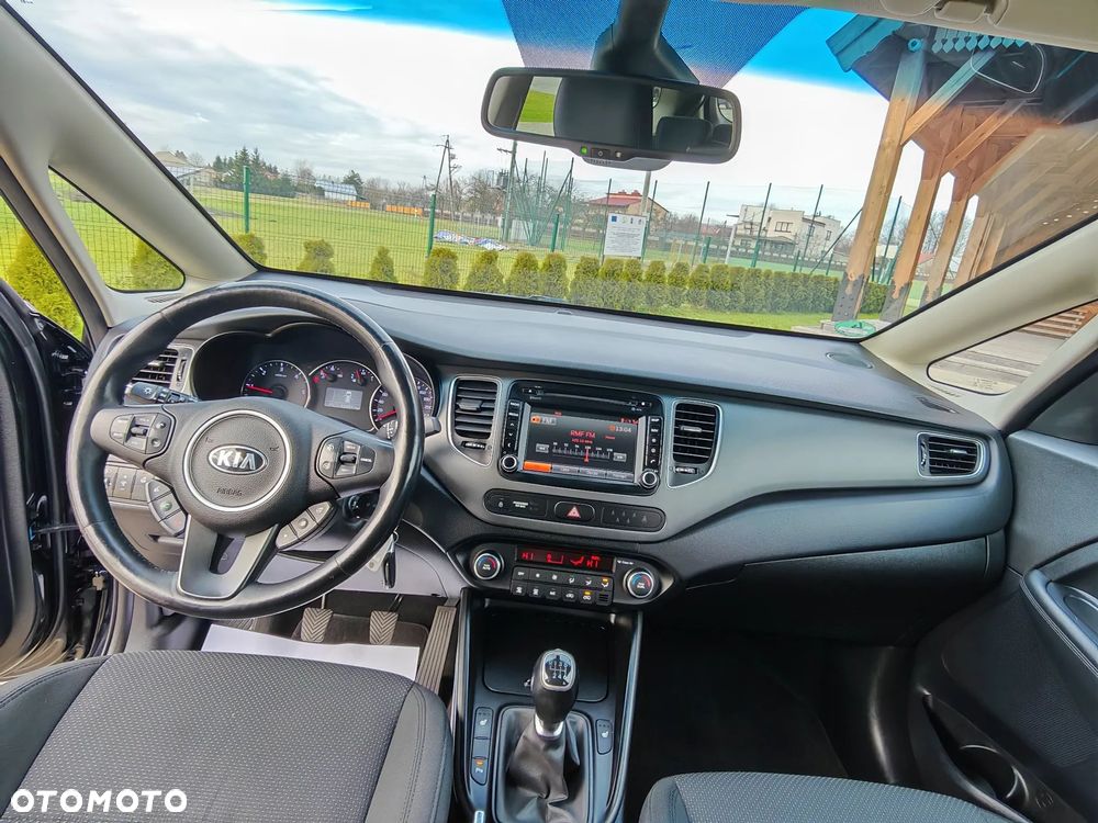 Kia Carens 1.7 CRDi 141 Dream-Team Edition - 28