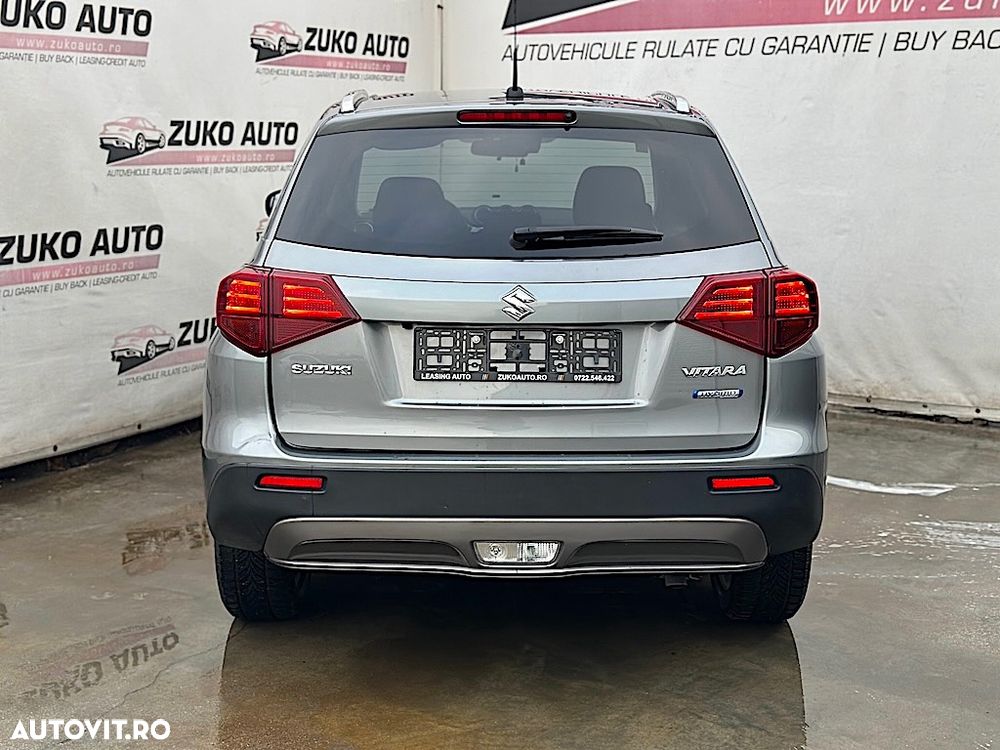 Suzuki Vitara 1.4 Boosterjet MHEV Luxus - 5