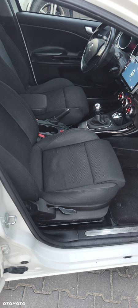 Alfa Romeo Giulietta - 7