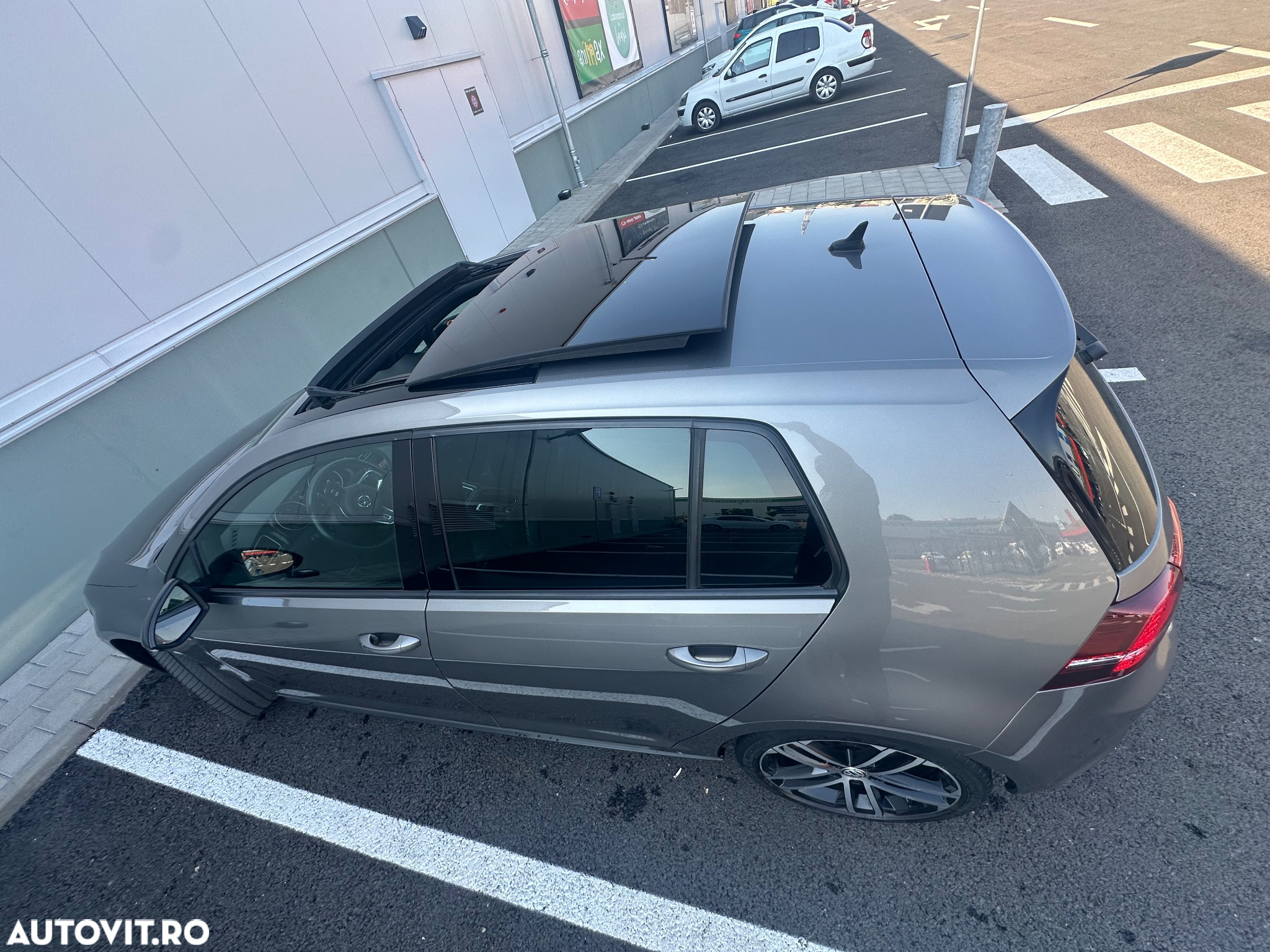 Volkswagen Golf 2.0 TDI DSG GTD - 8