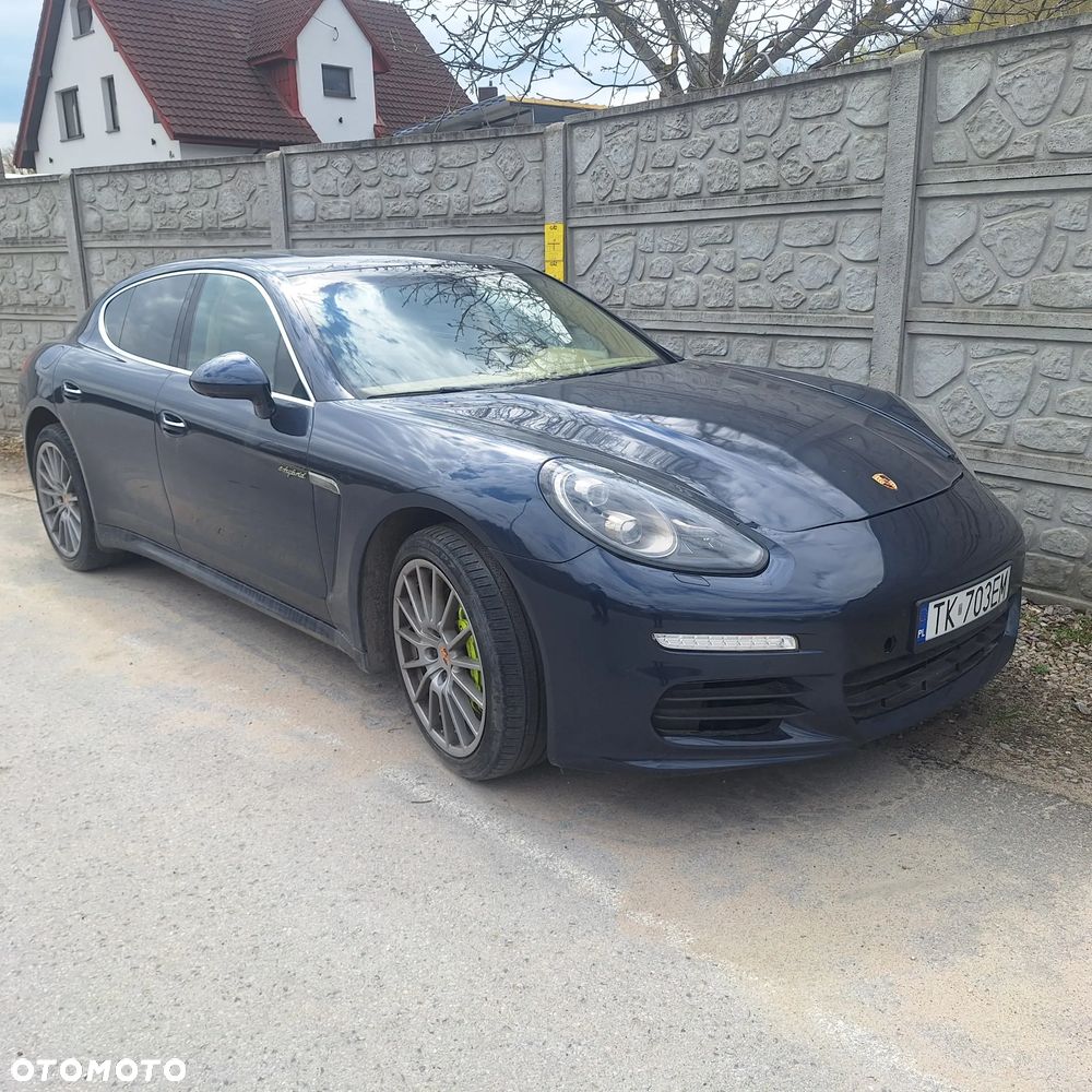 Porsche Panamera S E-Hybrid - 1