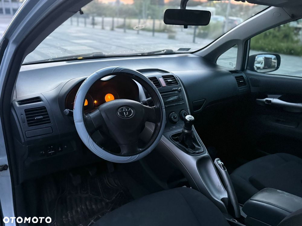 Toyota Auris 1.4 D-4D Premium - 9