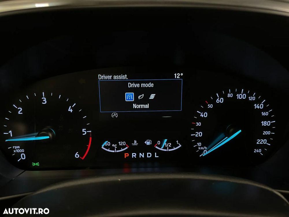 Ford Focus 1.5 EcoBlue Titanium Business - 18