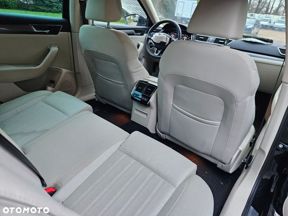 Skoda Superb 2.0 TSI Style DSG - 12