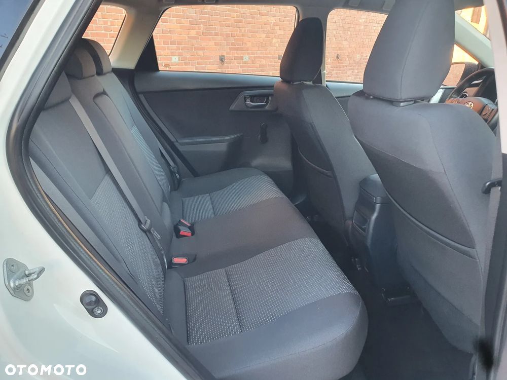 Toyota Auris 1.8 HSD Prestige - 12