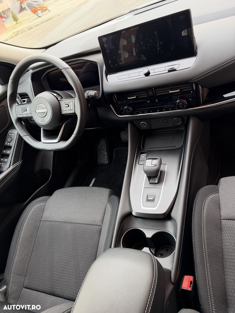 Nissan Qashqai 1.3 l MHEV X-Tronic 4WD N-Connecta - 3