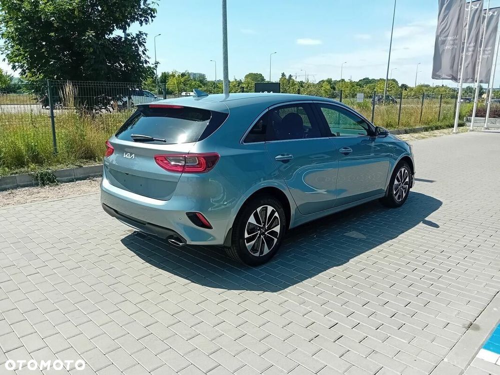 Kia Ceed - 15