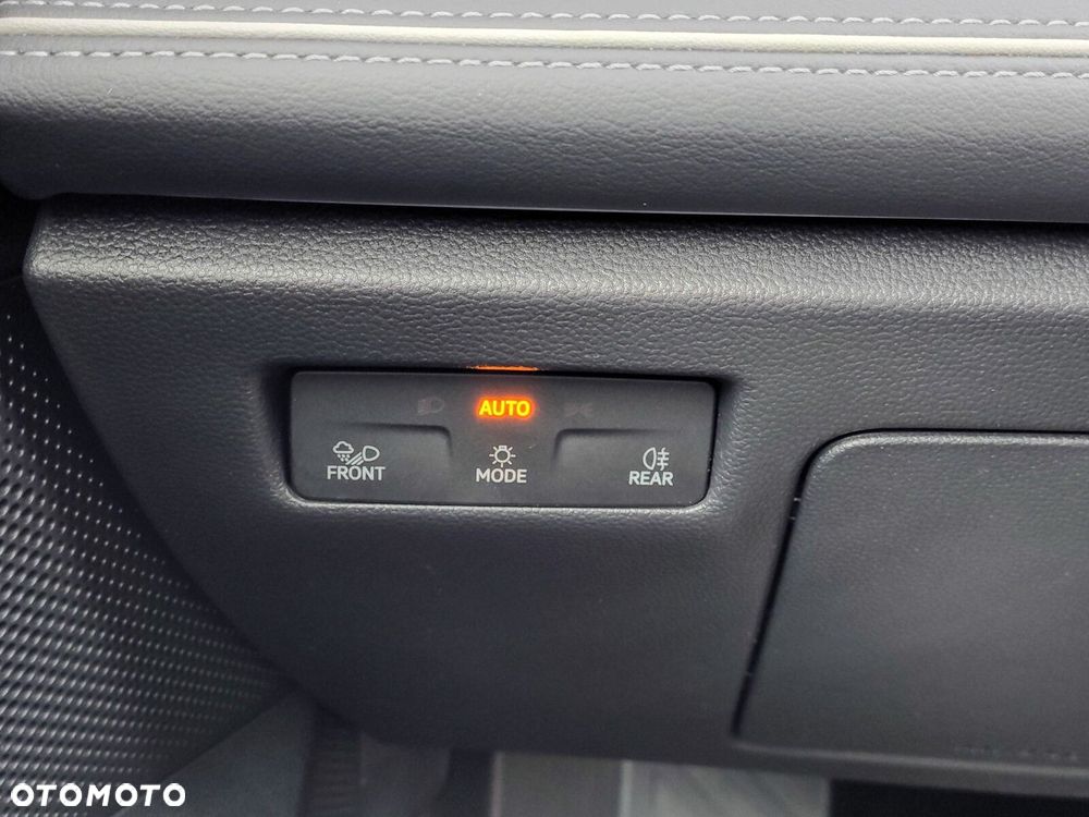 Volkswagen Passat - 38