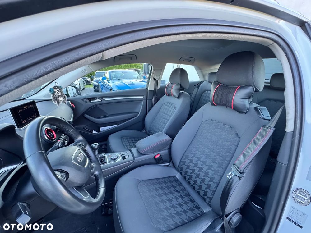 Audi A3 3-drzwiowe 1.2 TFSI Attraction - 16