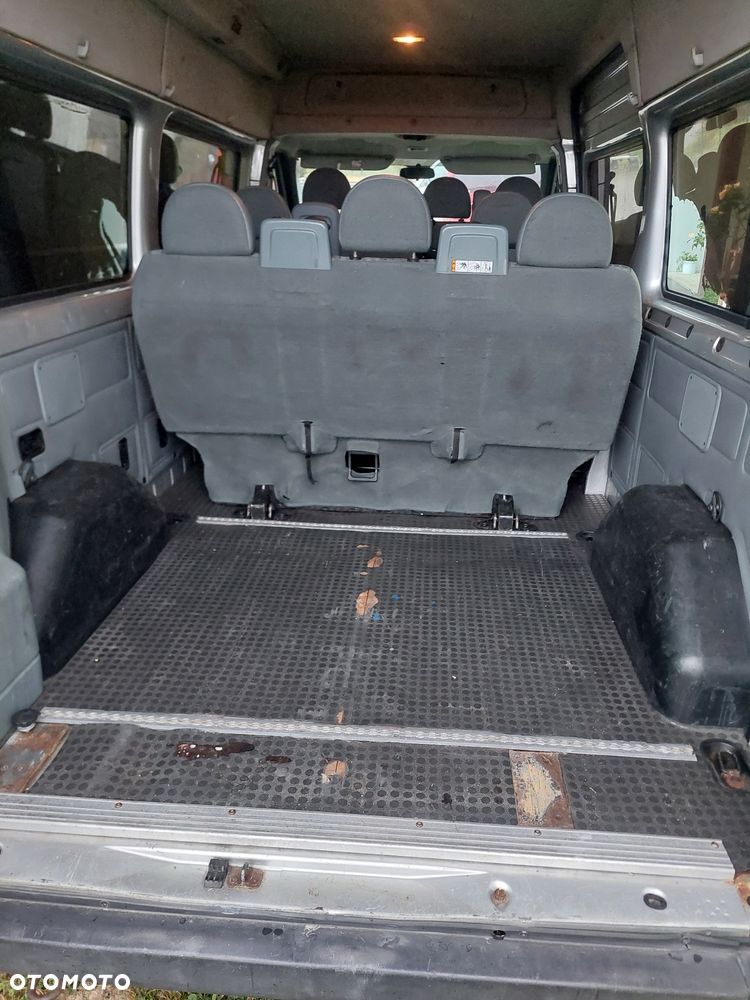 Ford Transit 300L Trend - 8