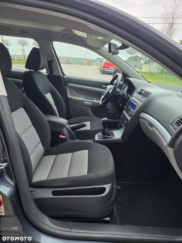 Skoda Octavia 1.6 TDI Ambiente - 10