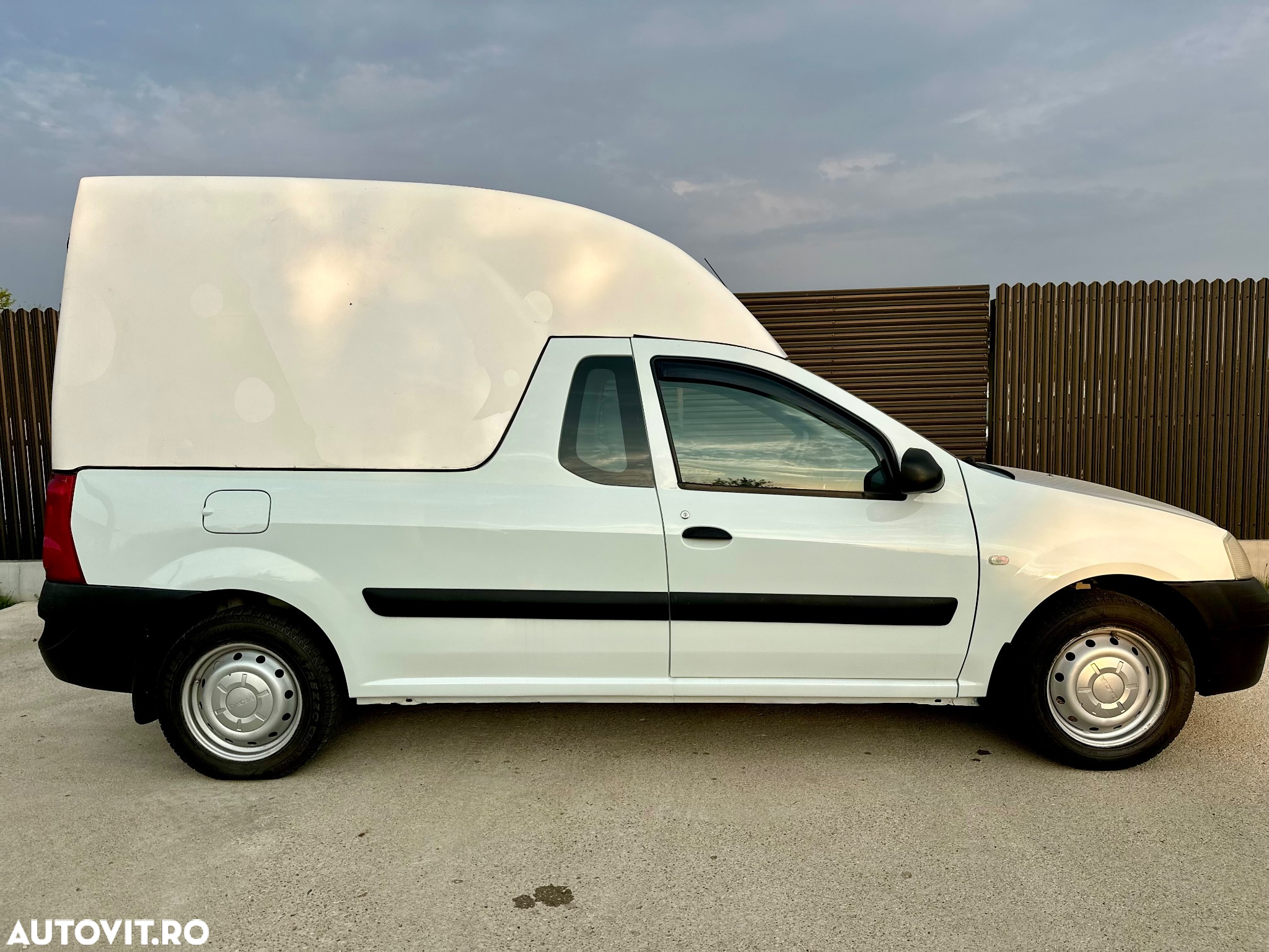 Dacia Pick Up - 16