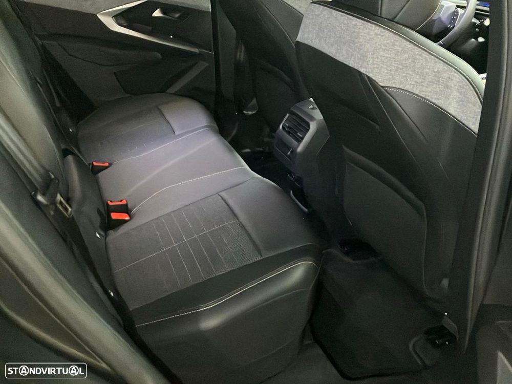 Peugeot 3008 1.2 Hybrid Allure e-DCS6 - 16