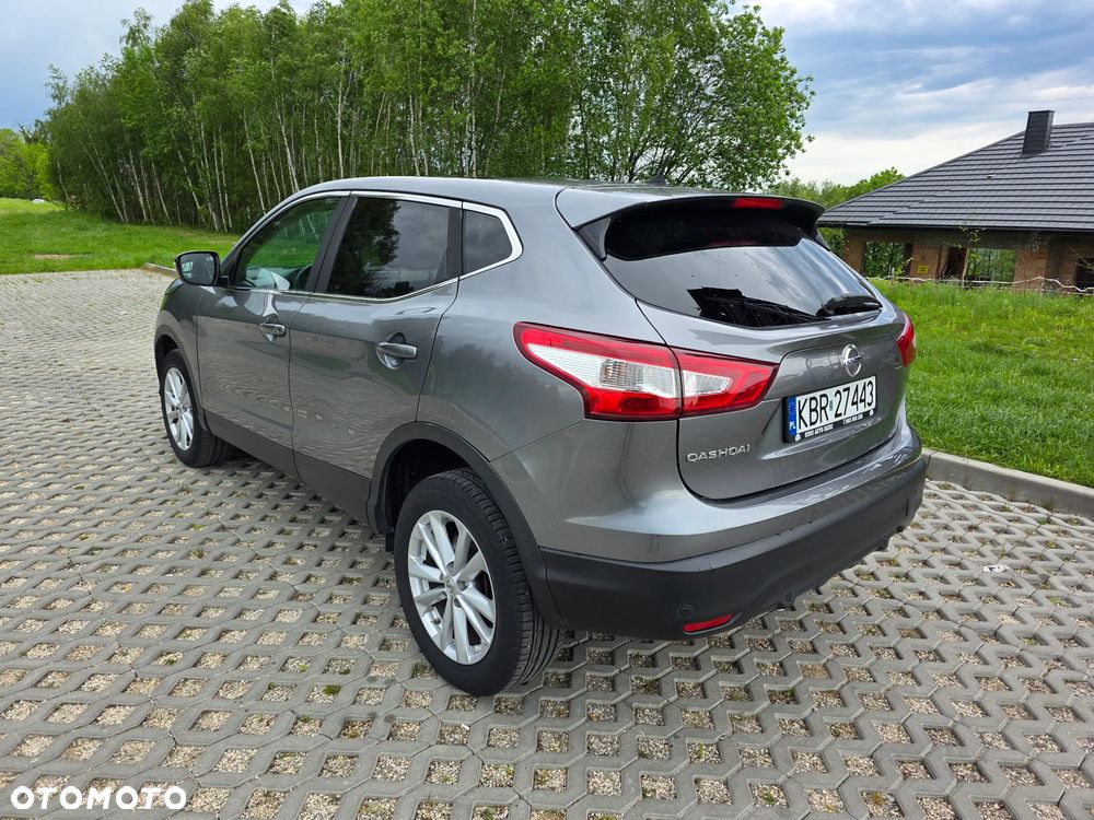 Nissan Qashqai 1.2 DIG-T N-Vision - 5