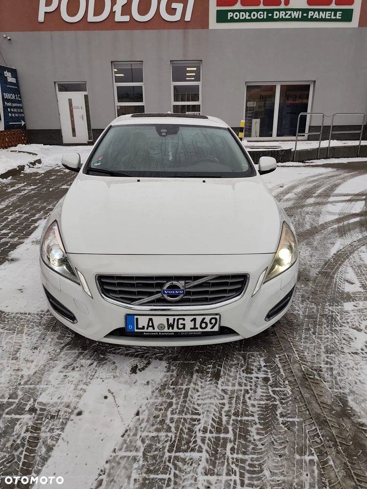 Volvo S60 D3 Geartronic Summum - 1