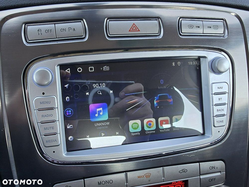 Ford Mondeo - 26