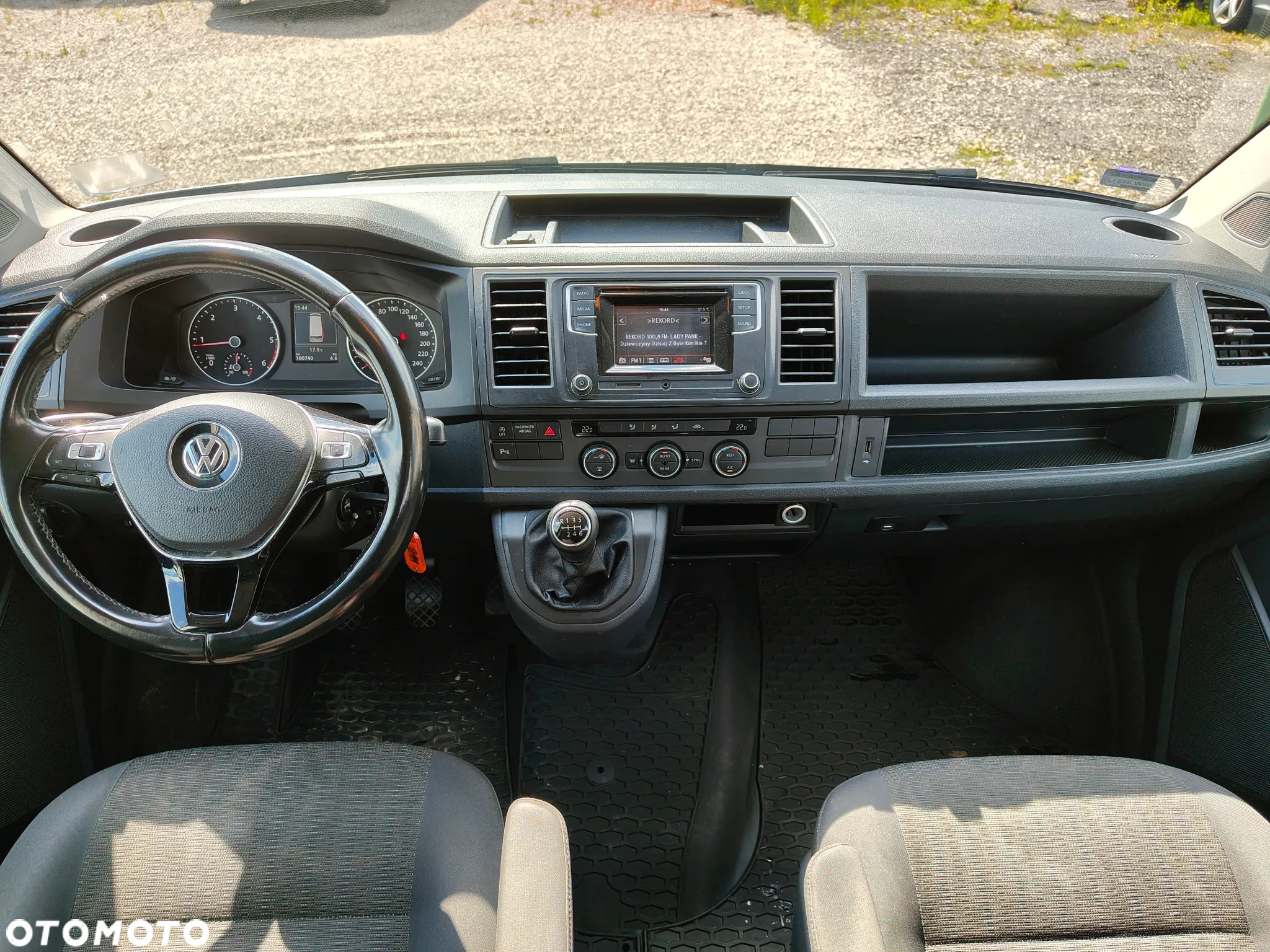 Volkswagen Caravelle 2.0 TDI L2 Comfortline - 20