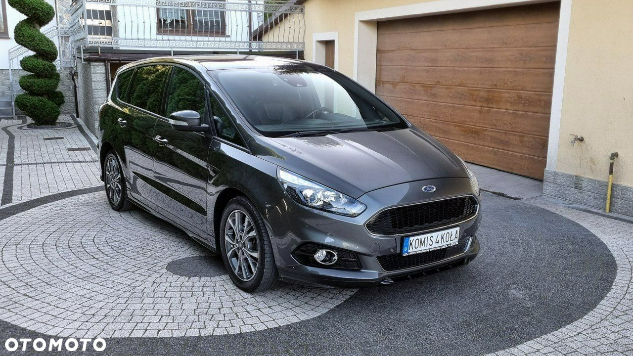 Ford S-Max - 8