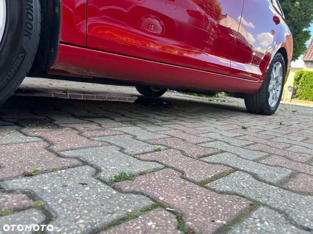 Volkswagen Golf - 6