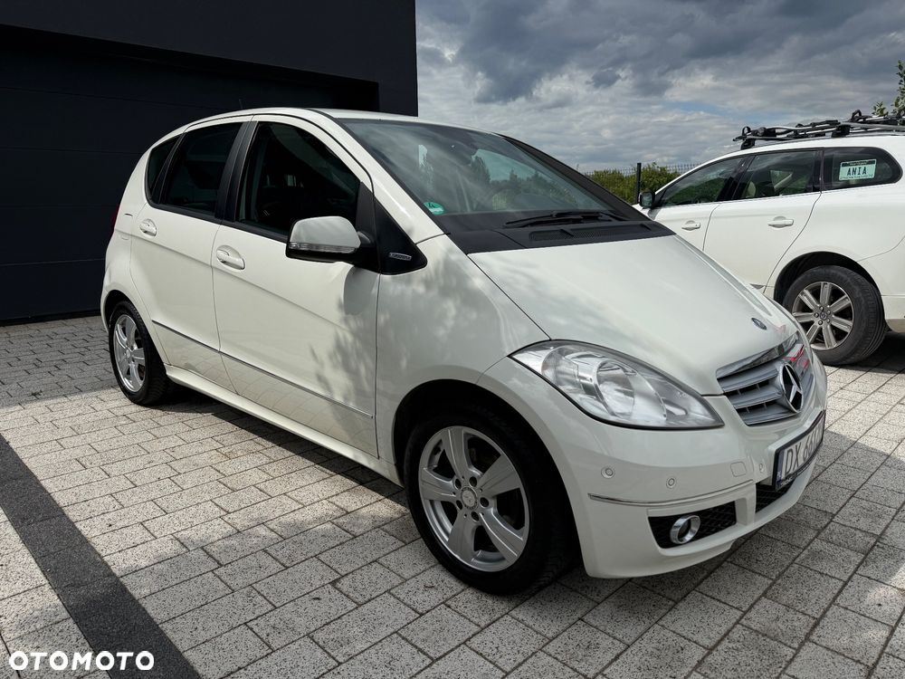 Mercedes-Benz Klasa A 180 BlueEFFICIENCY Avantgarde - 17