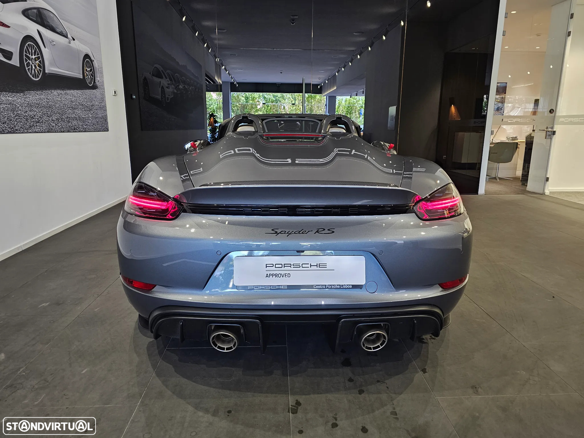 Porsche 718 Spyder - 11