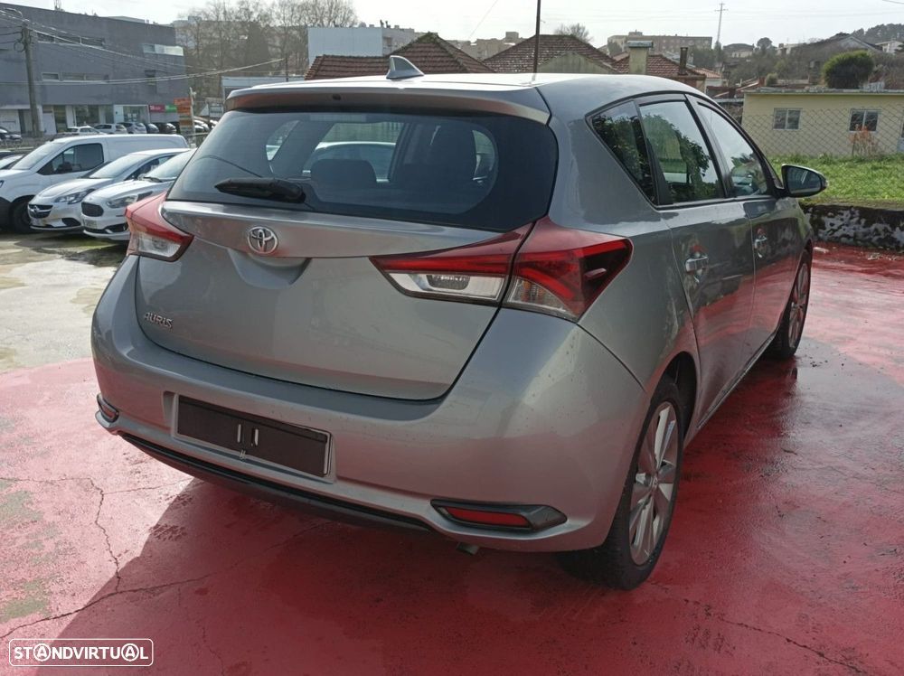 Toyota Auris 1.4 D-4D Comfort - 6