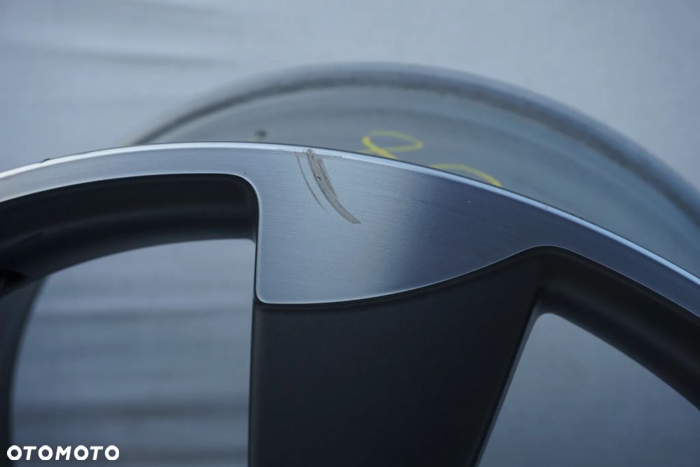 Audi 5x112 20 8,5J et45 4G0601025 - 16